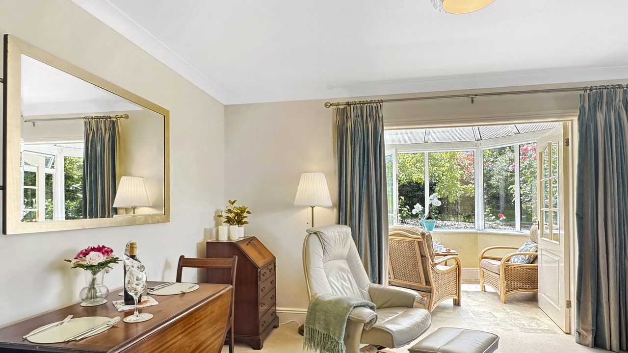 Photo of Livingroom in Old Cleeve