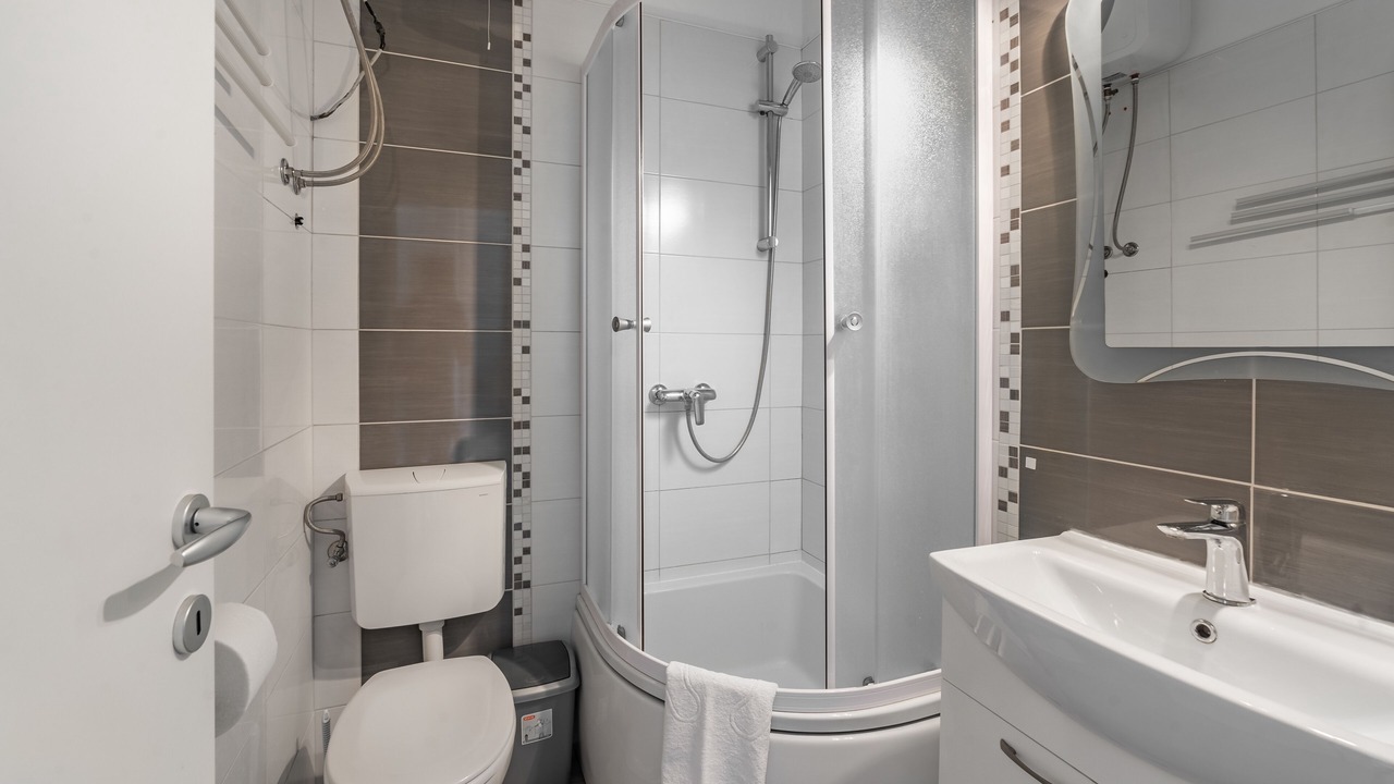 Photo of Bathroom in Sumartin