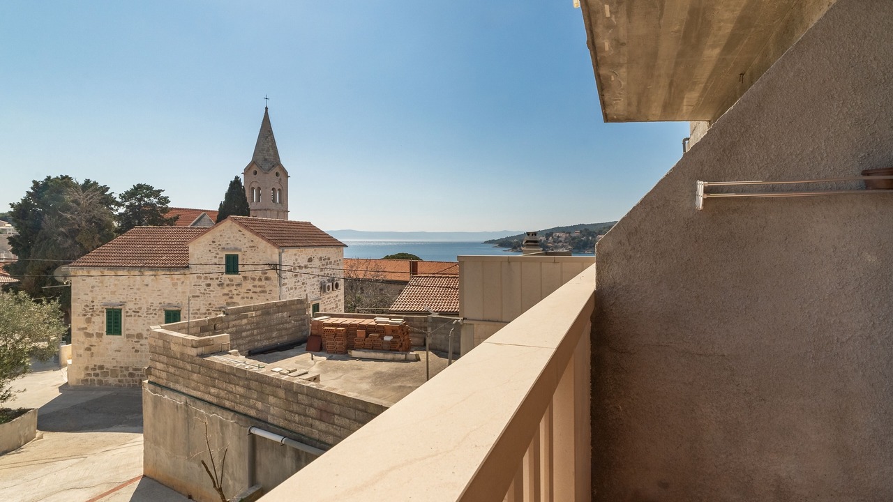 Photo of Patio Balcony in Sumartin