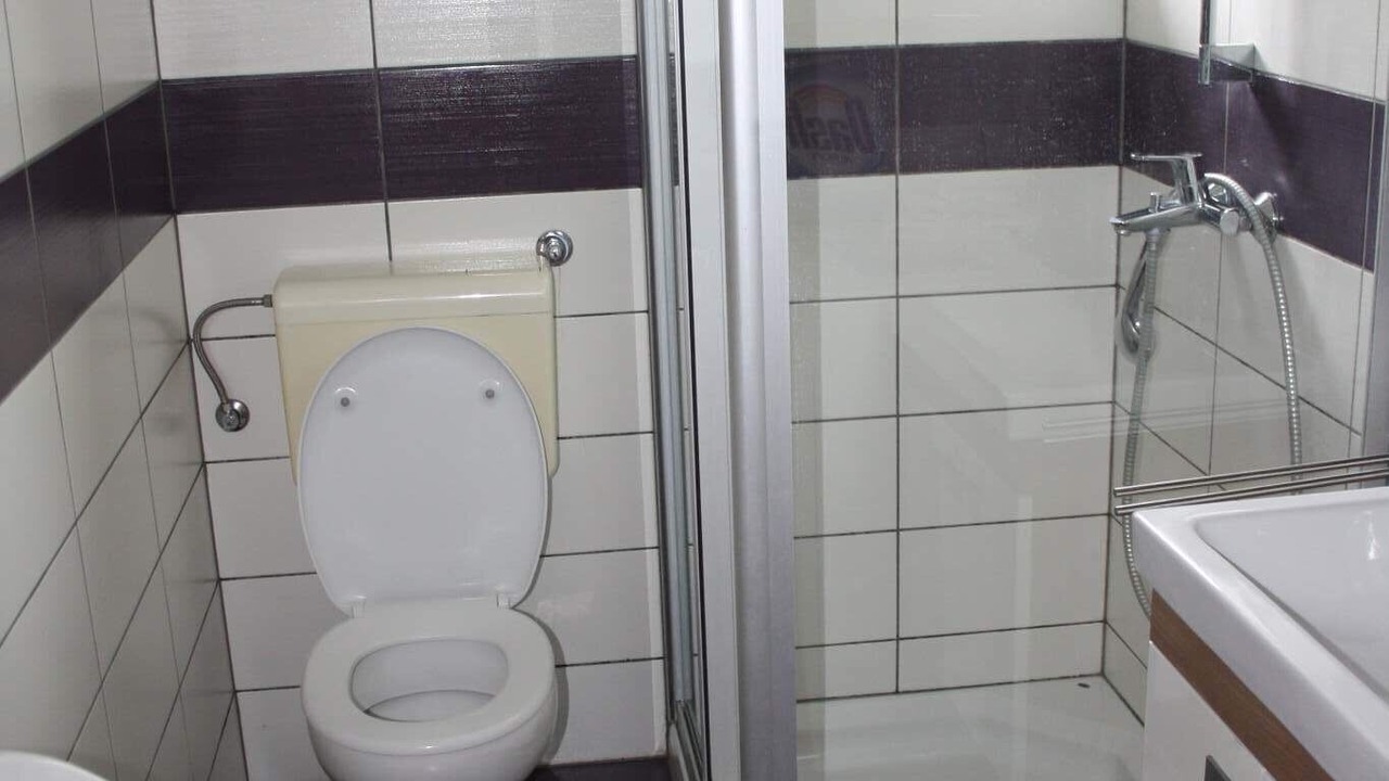 Photo of Bathroom in Seline