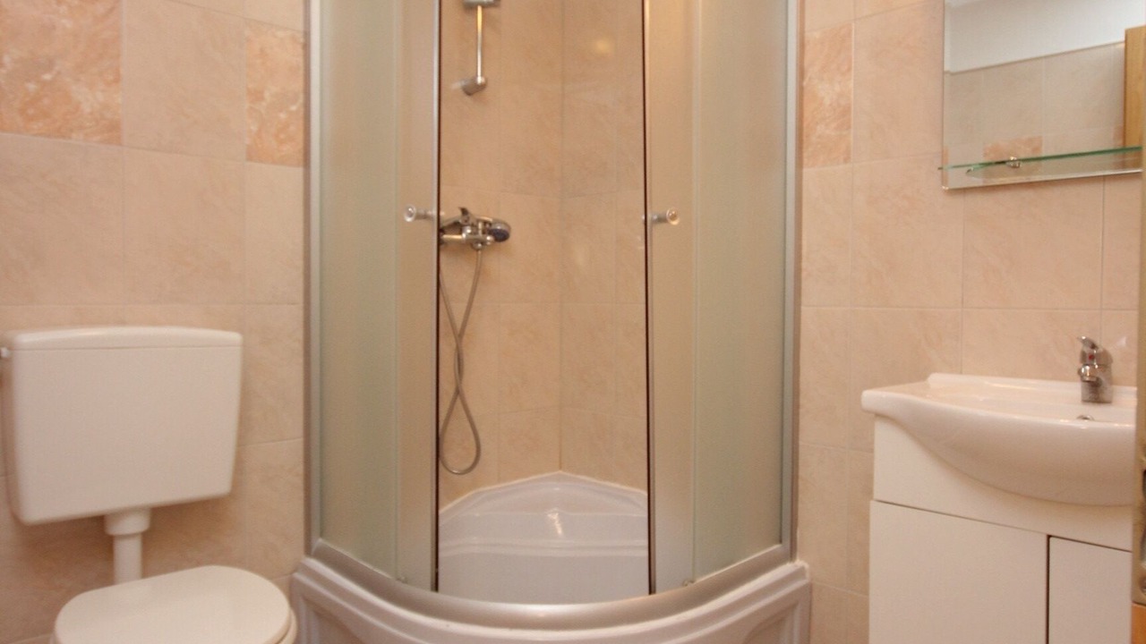 Photo of Bathroom in Cove Rogacic