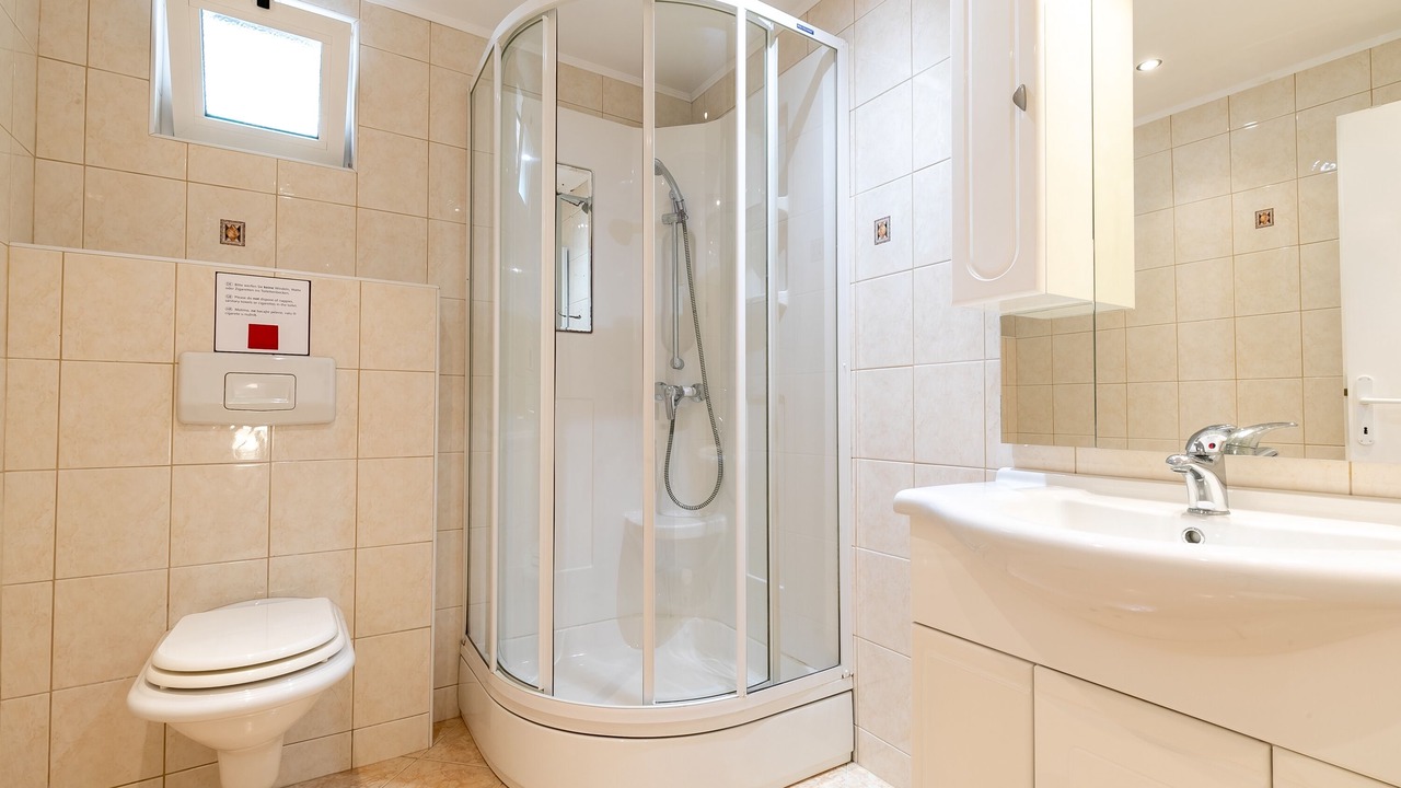 Photo of Bathroom in Potirna