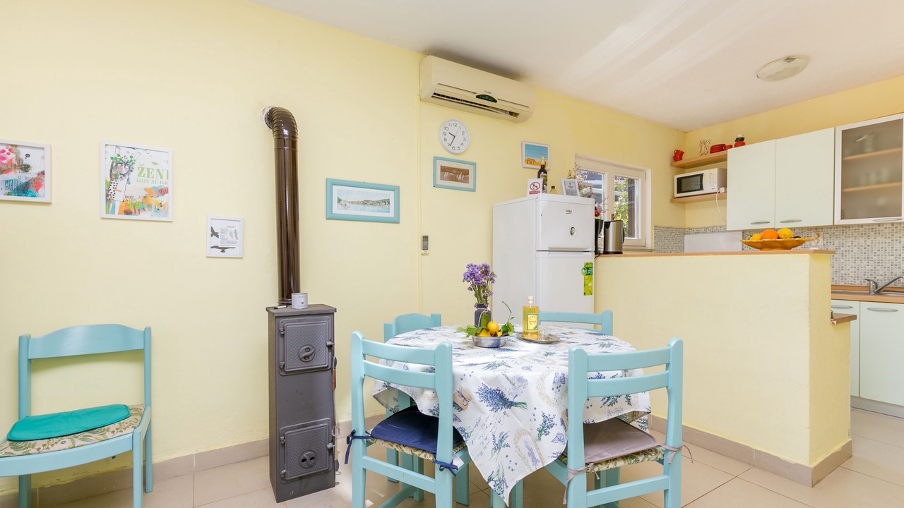 Photo of Bedroom in Okrug Donji