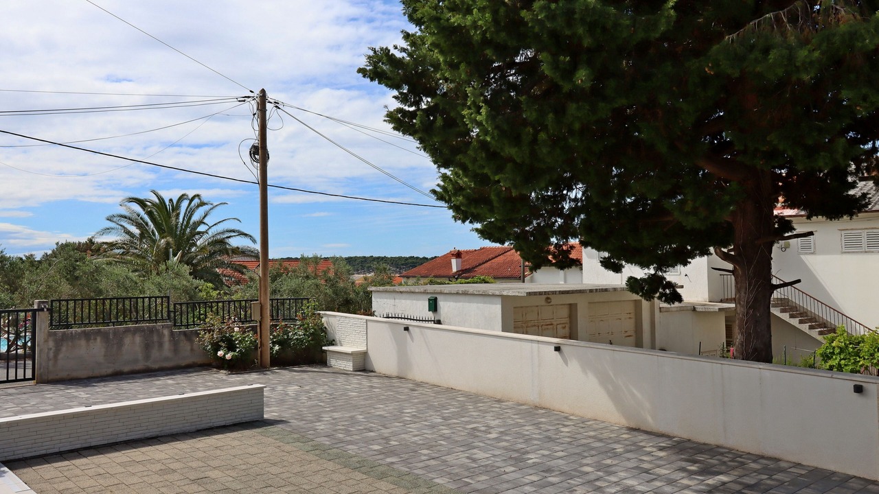 Photo of Others in Banjol