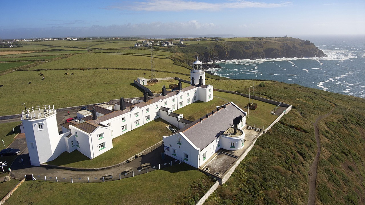 Photo of Others in The Lizard