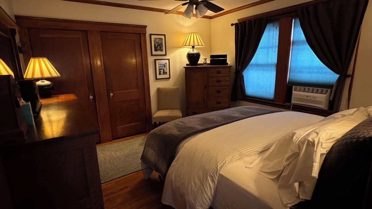 Photo of Bedroom in Malden