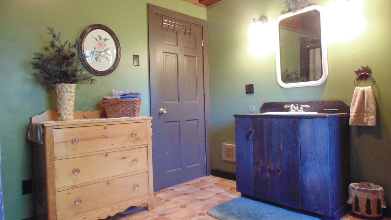 Photo of Bathroom in Athol