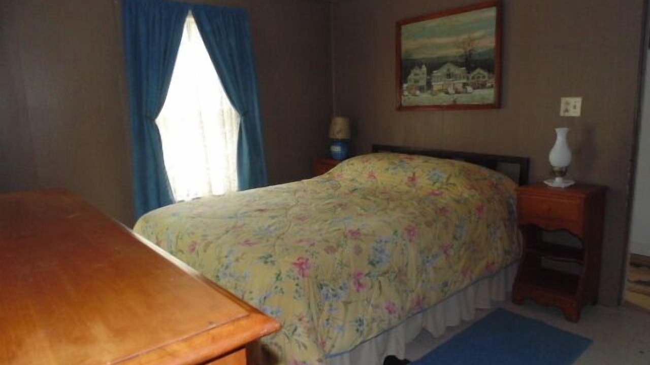 Photo of Bedroom in Athol