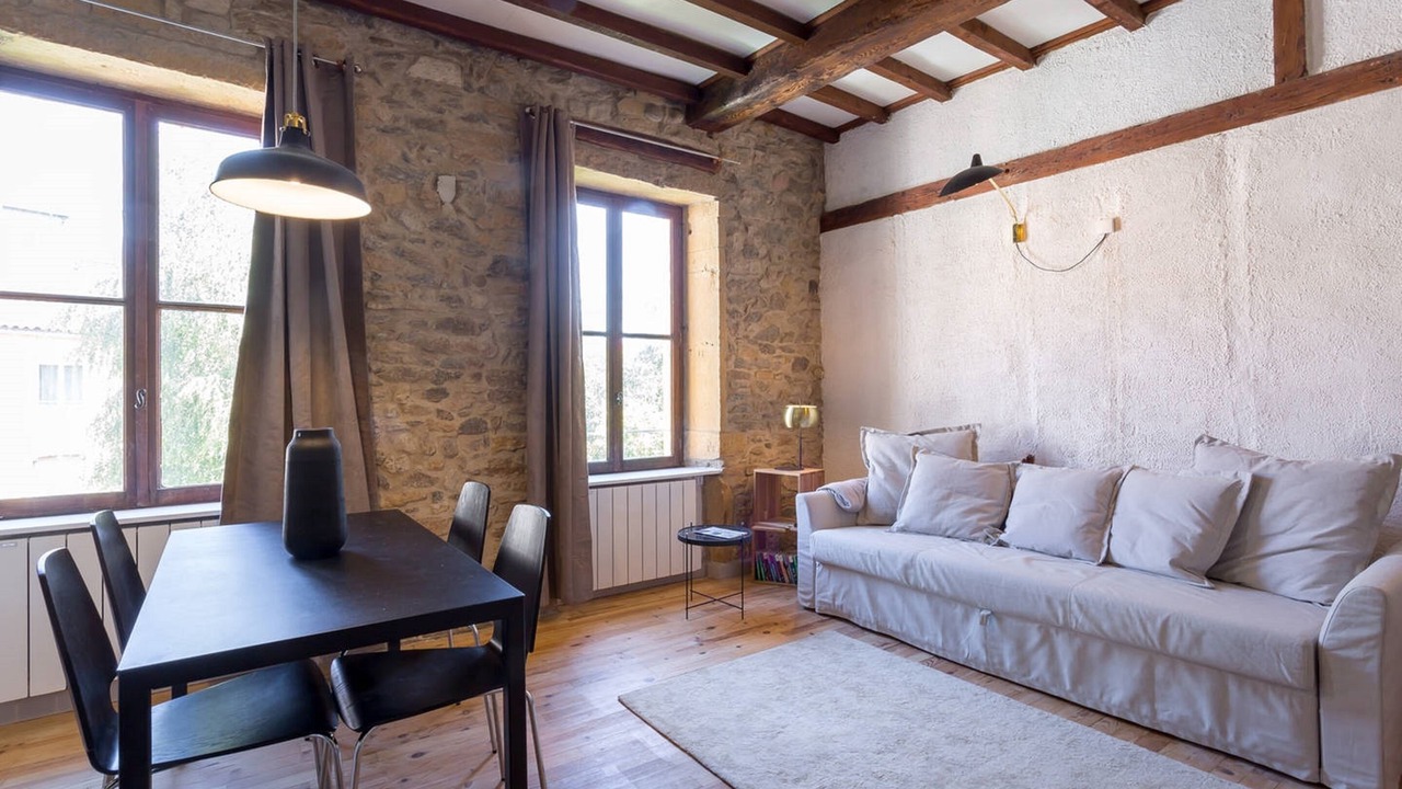 Photo of Livingroom in Old Lyon