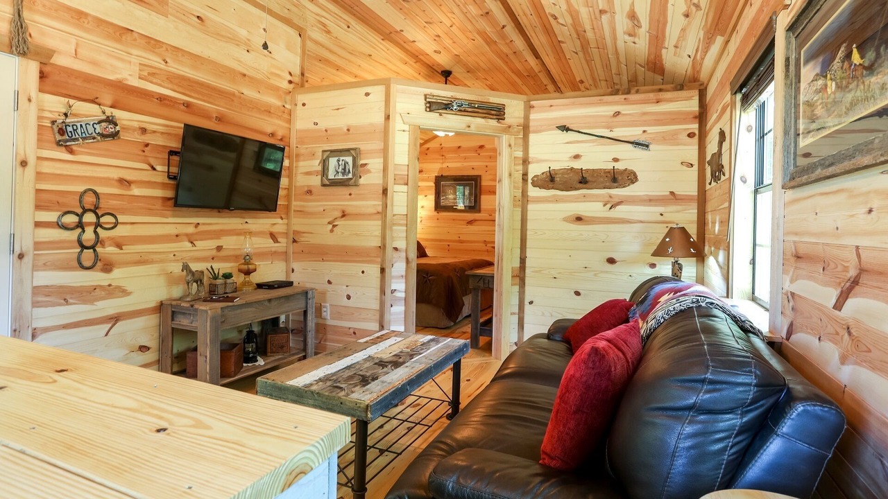 Photo of Livingroom in Fredericksburg