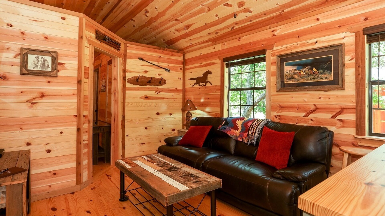 Photo of Livingroom in Fredericksburg