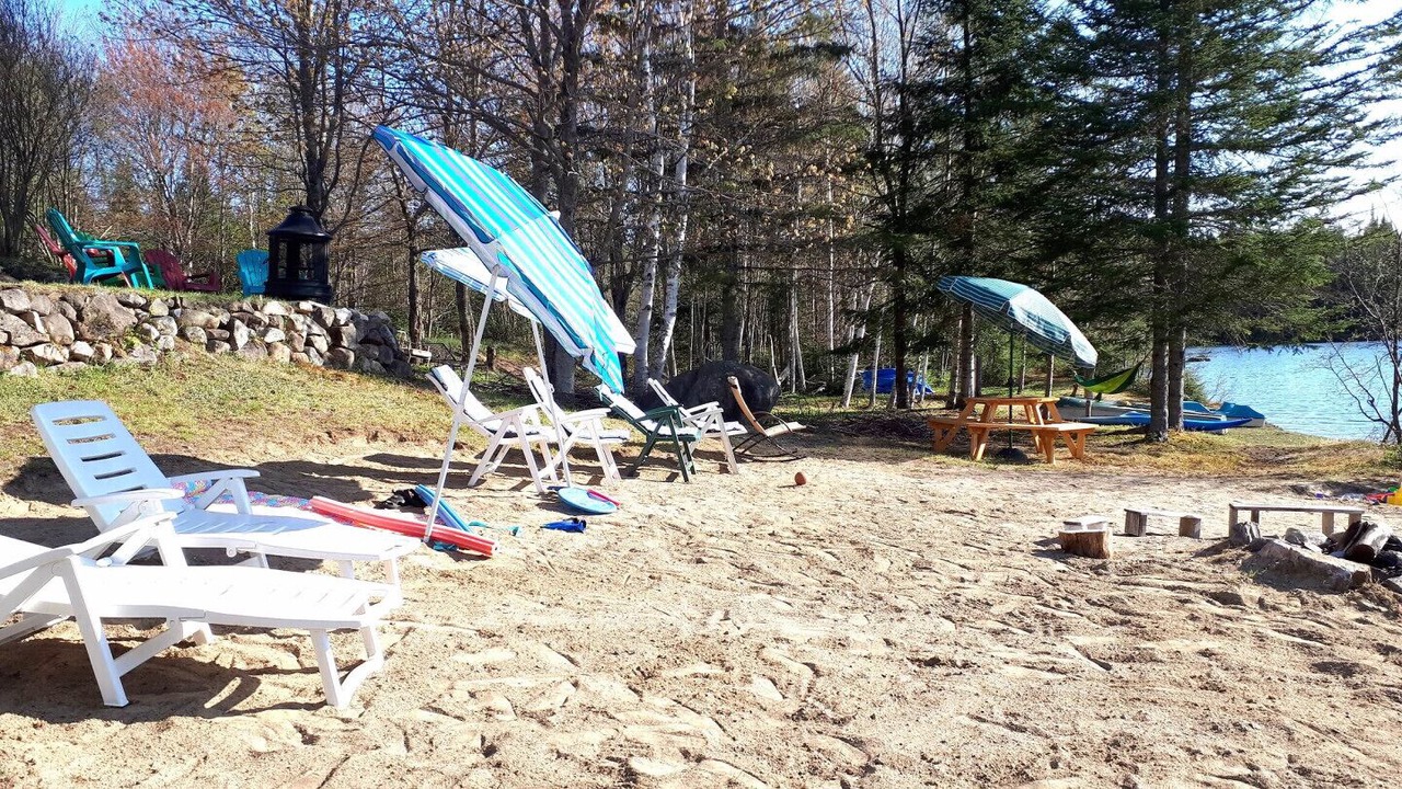 Photo of Others in Lac-Swell