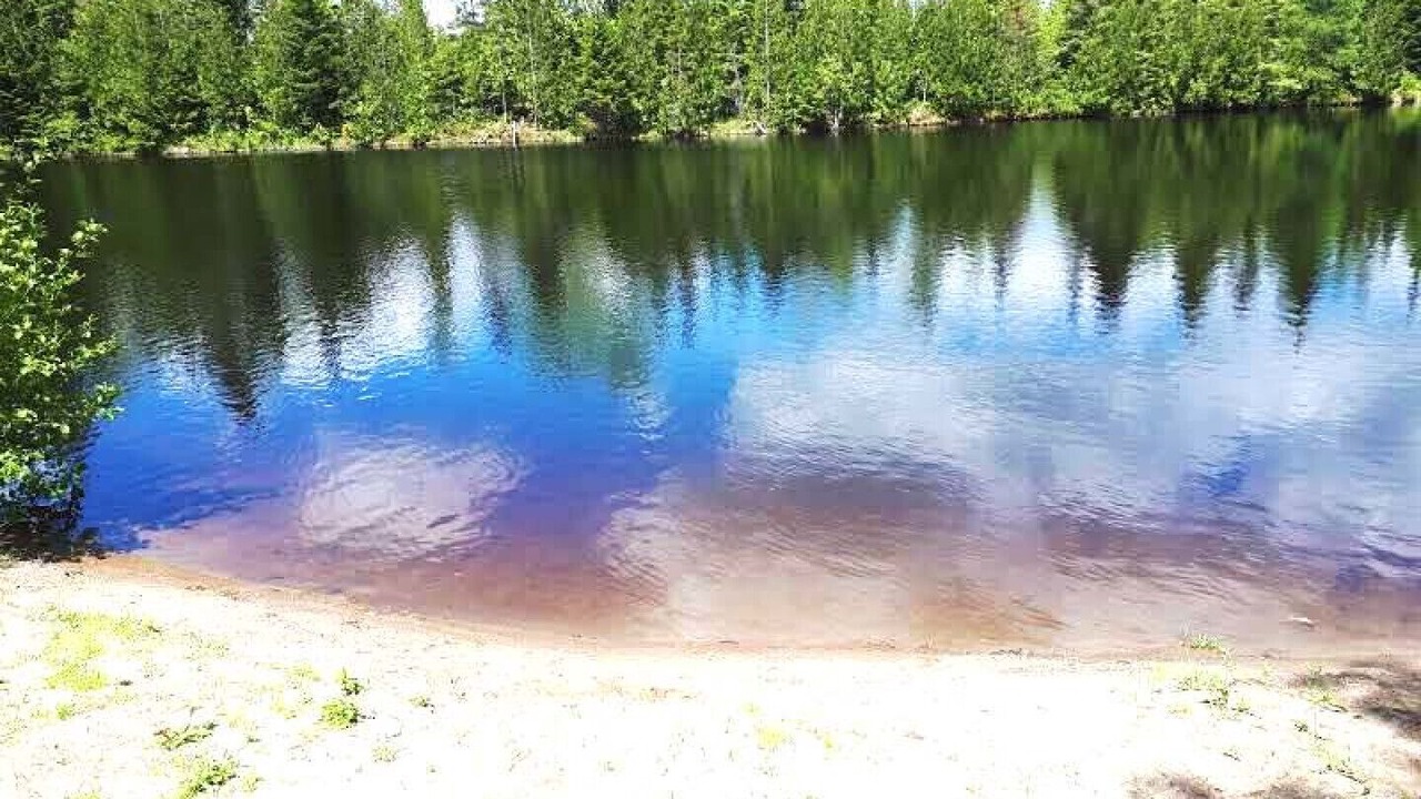 Photo of Others in Lac-Swell