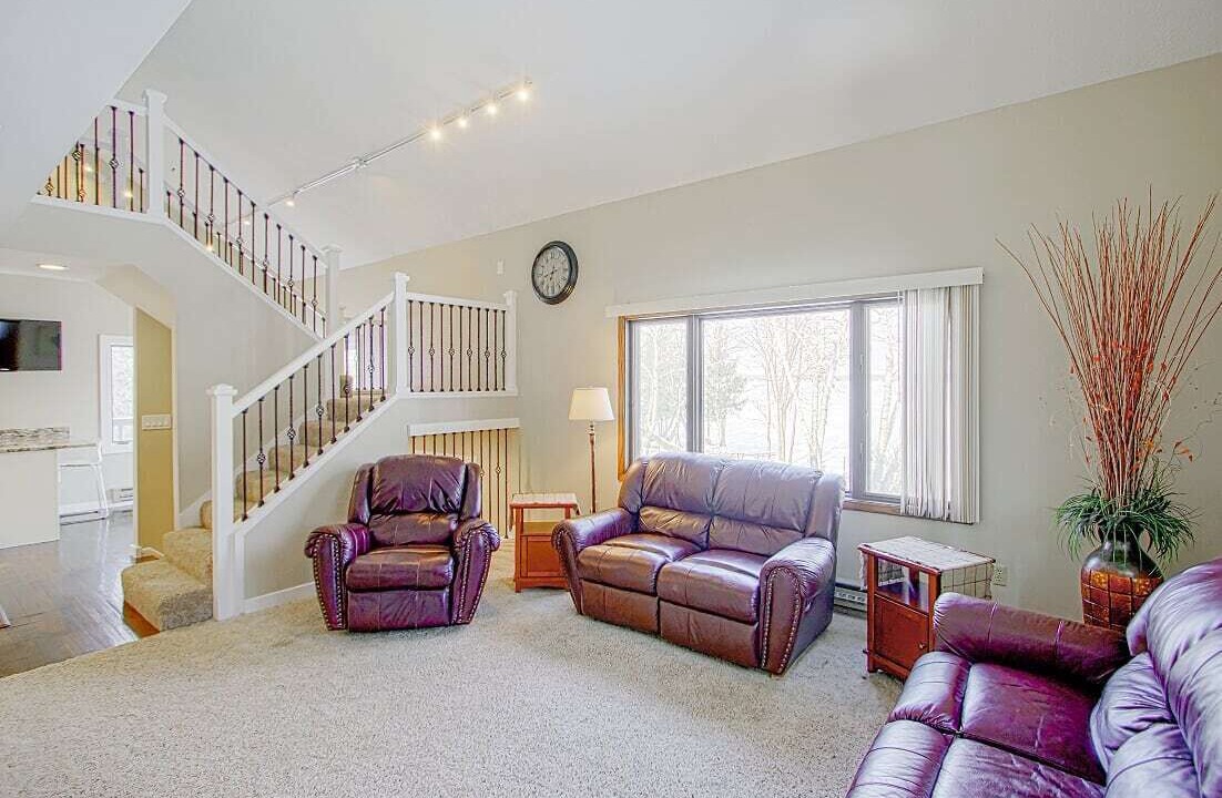 Photo of Livingroom in Cohasset