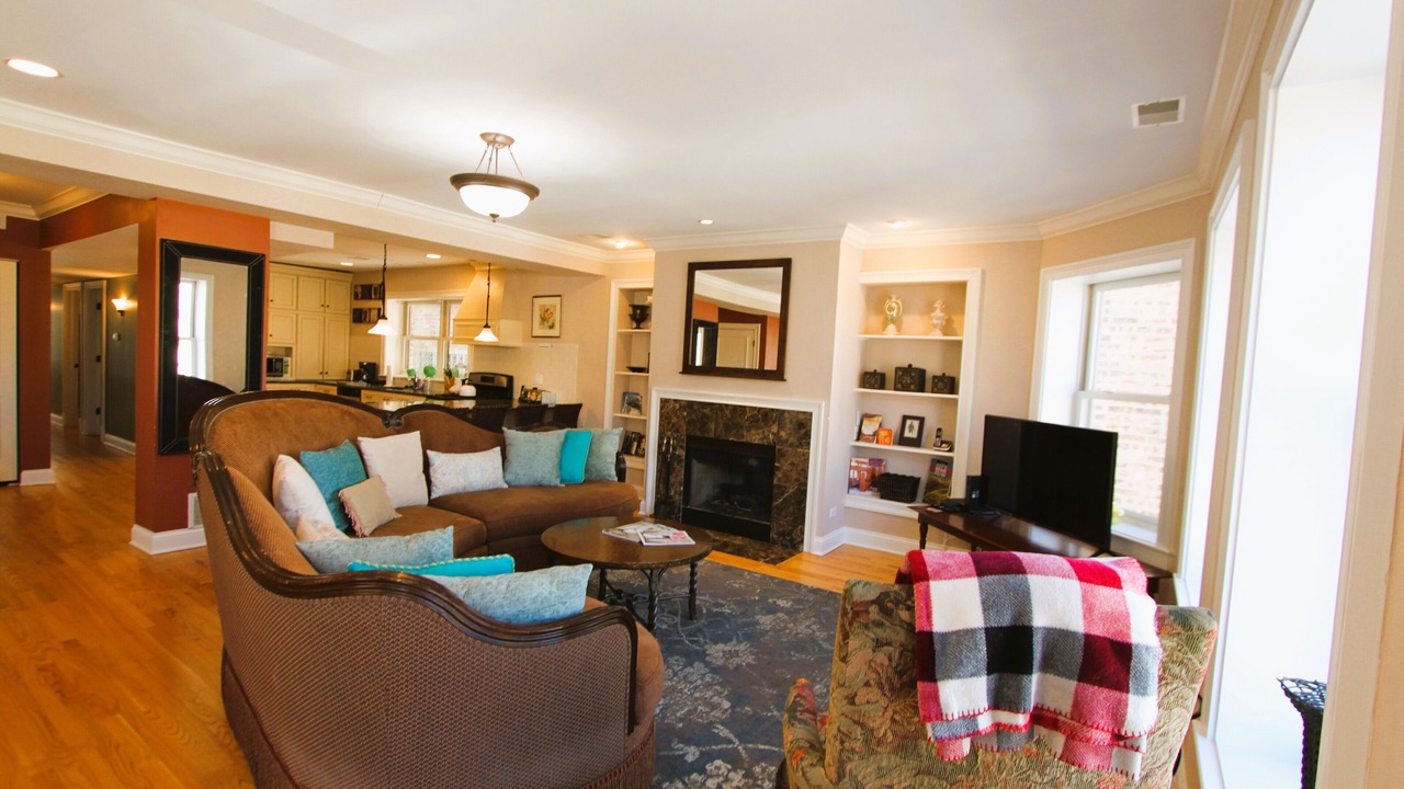 Photo of Livingroom in Rogers Park