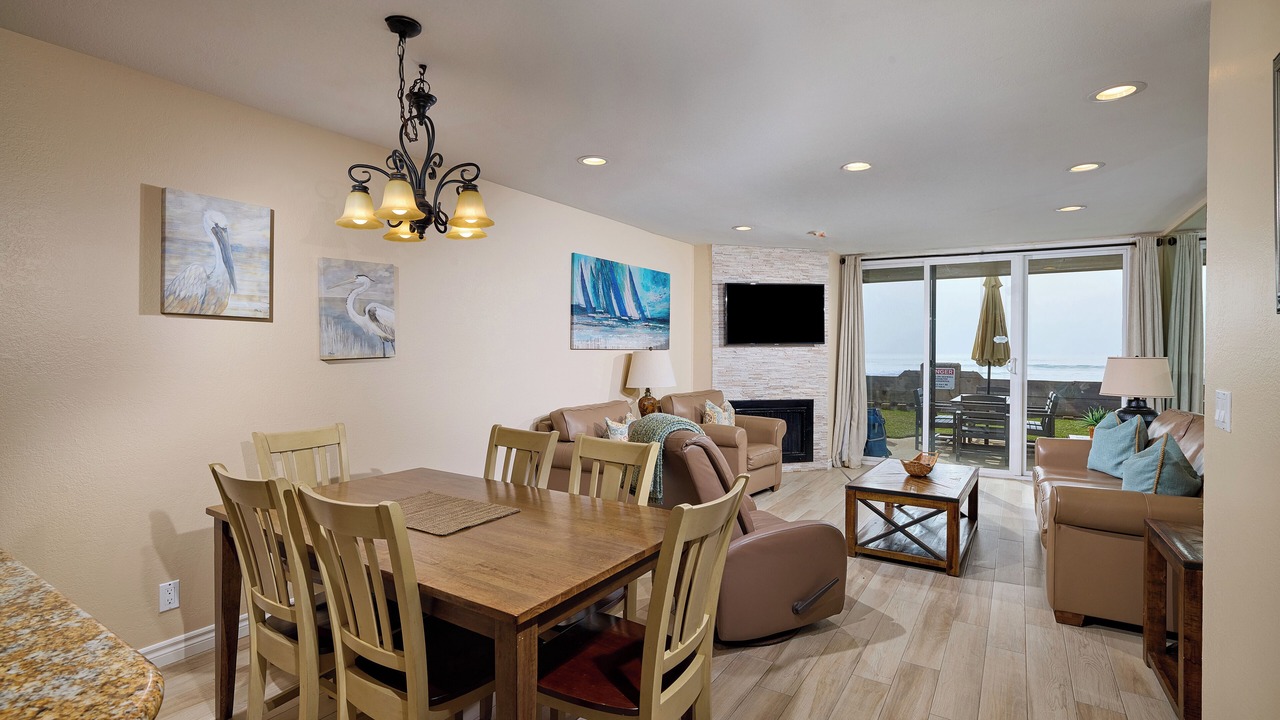 Photo of Livingroom in Townsite