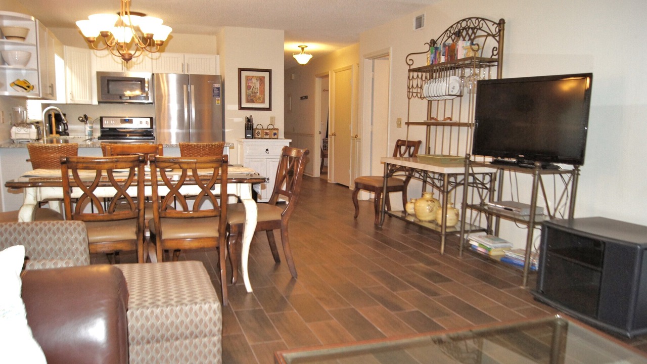 Photo of Bedroom in Cherry Grove Beach