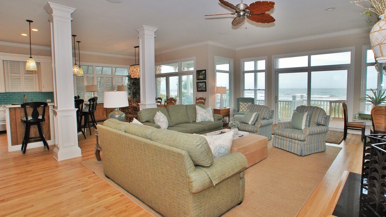 Photo of Livingroom in Isle of Palms