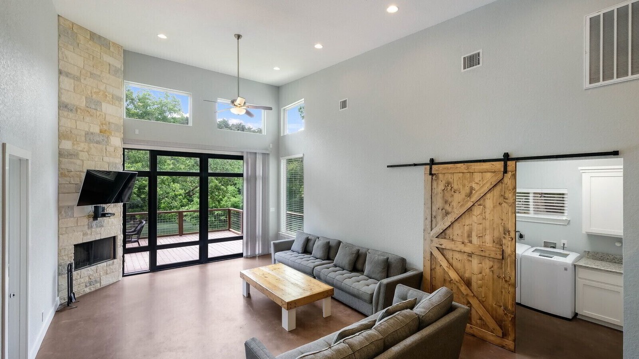 Photo of Livingroom in New Braunfels