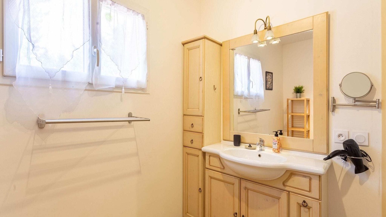 Photo of Bathroom in Montmeyan