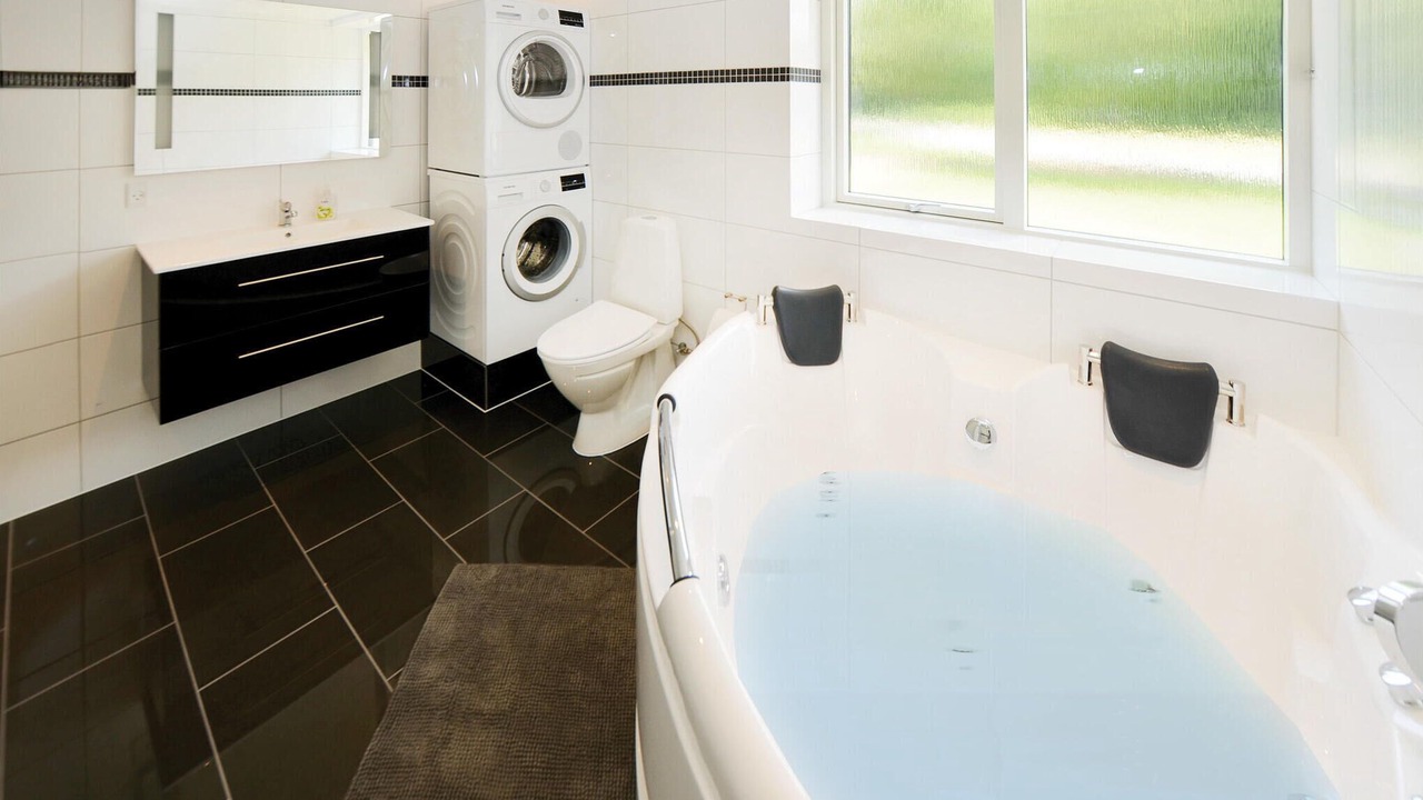 Photo of Bathroom in Sydals
