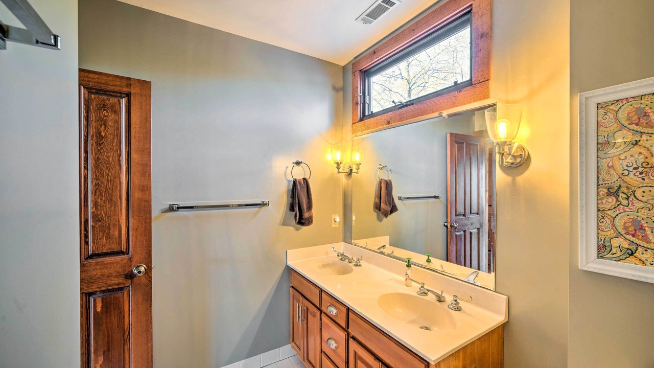 Photo of Bathroom in Harrison