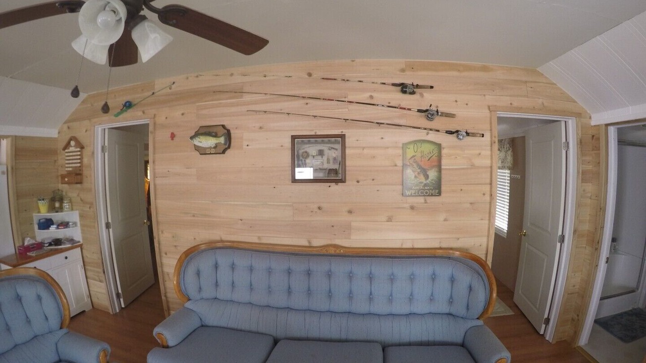 Photo of Livingroom in Frontenac