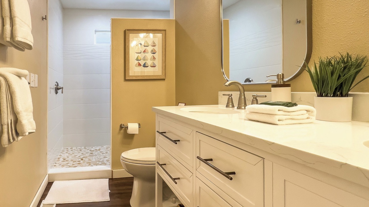 Photo of Bathroom in Roche Harbor