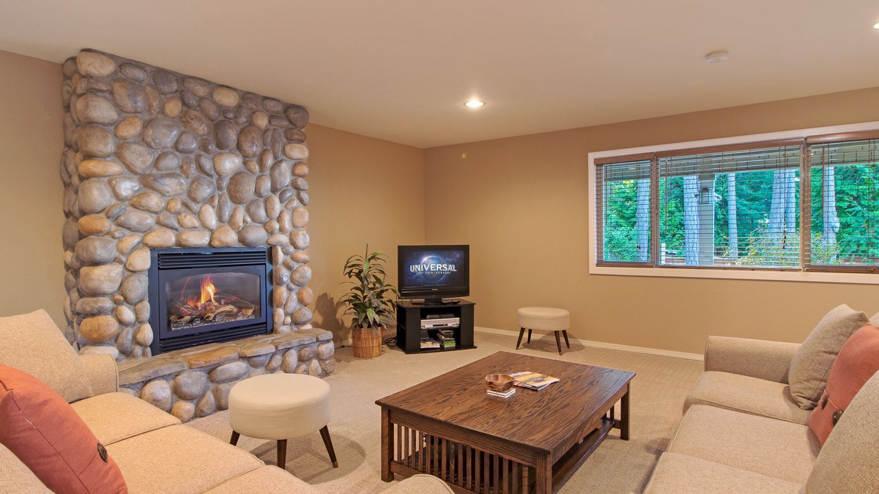 Photo of Livingroom in Roche Harbor