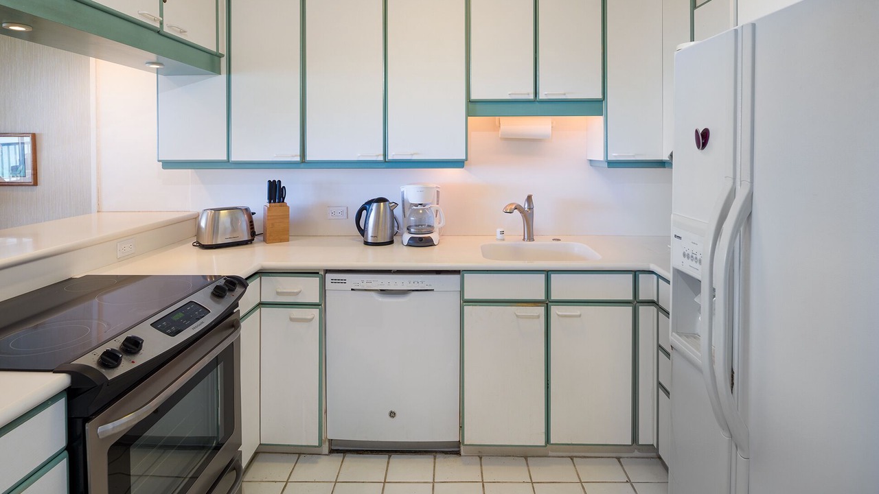 Photo of Kitchen in Diamond Head - Kapahulu - St. Louis