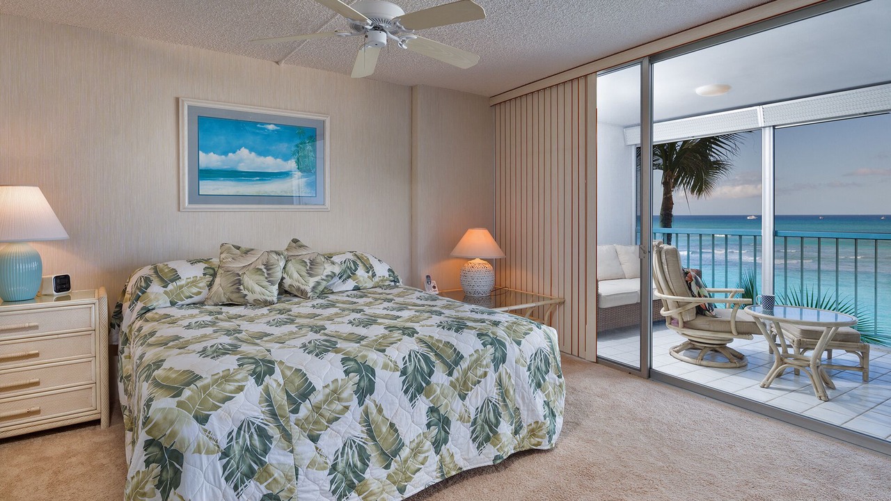 Photo of Bedroom in Diamond Head - Kapahulu - St. Louis