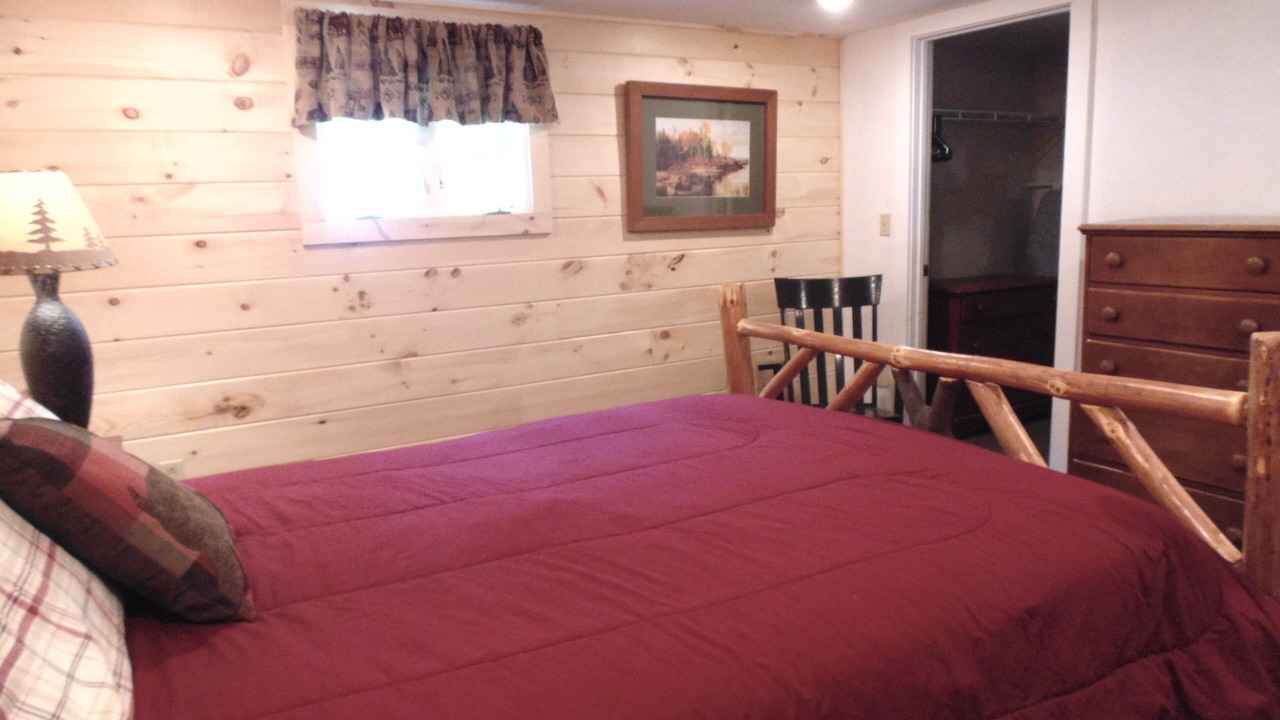 Photo of Bedroom in Warrensburg