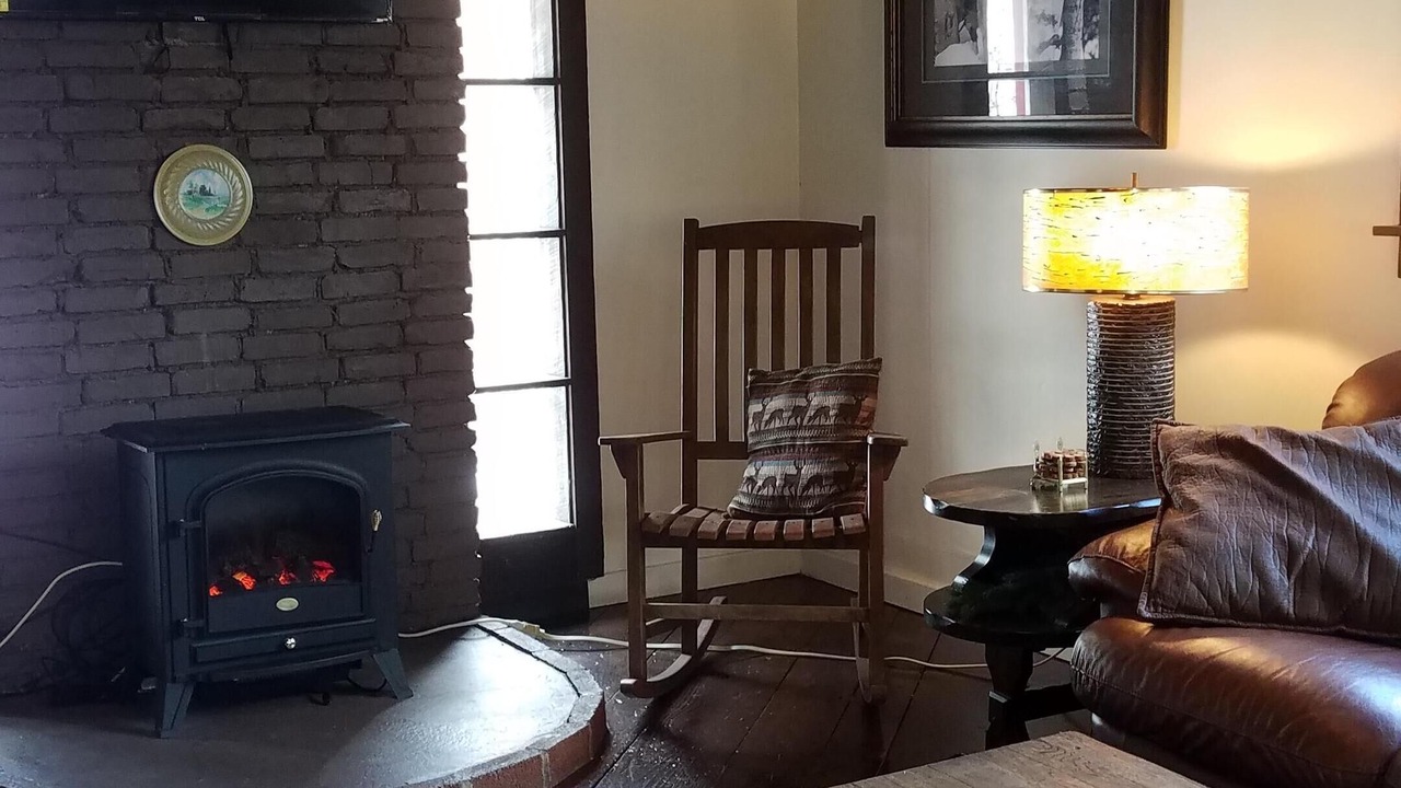 Photo of Livingroom in Warrensburg