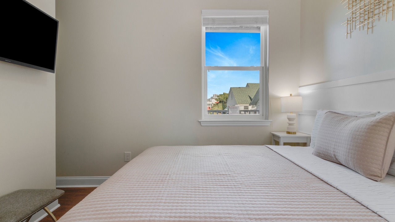 Photo of Bedroom in Cherry Grove Beach