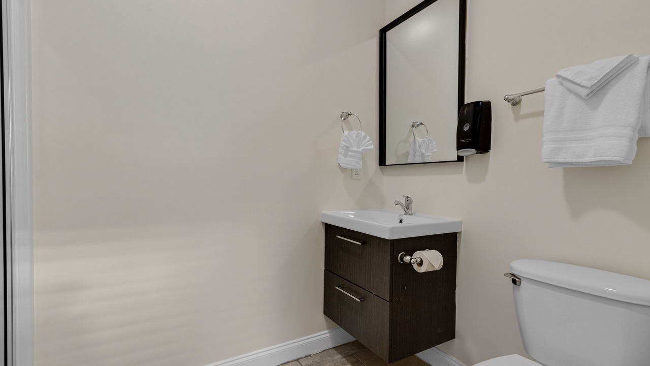 Photo of Bathroom in Cherry Grove Beach