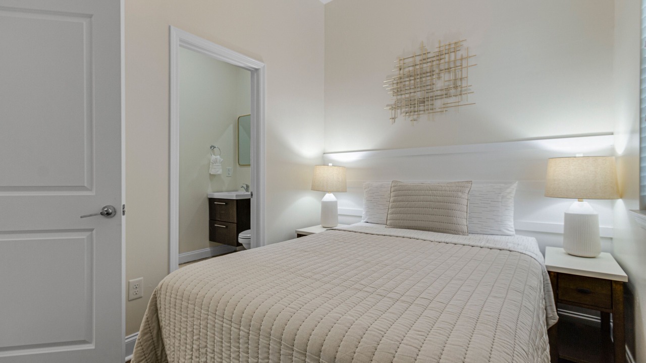 Photo of Bedroom in Cherry Grove Beach