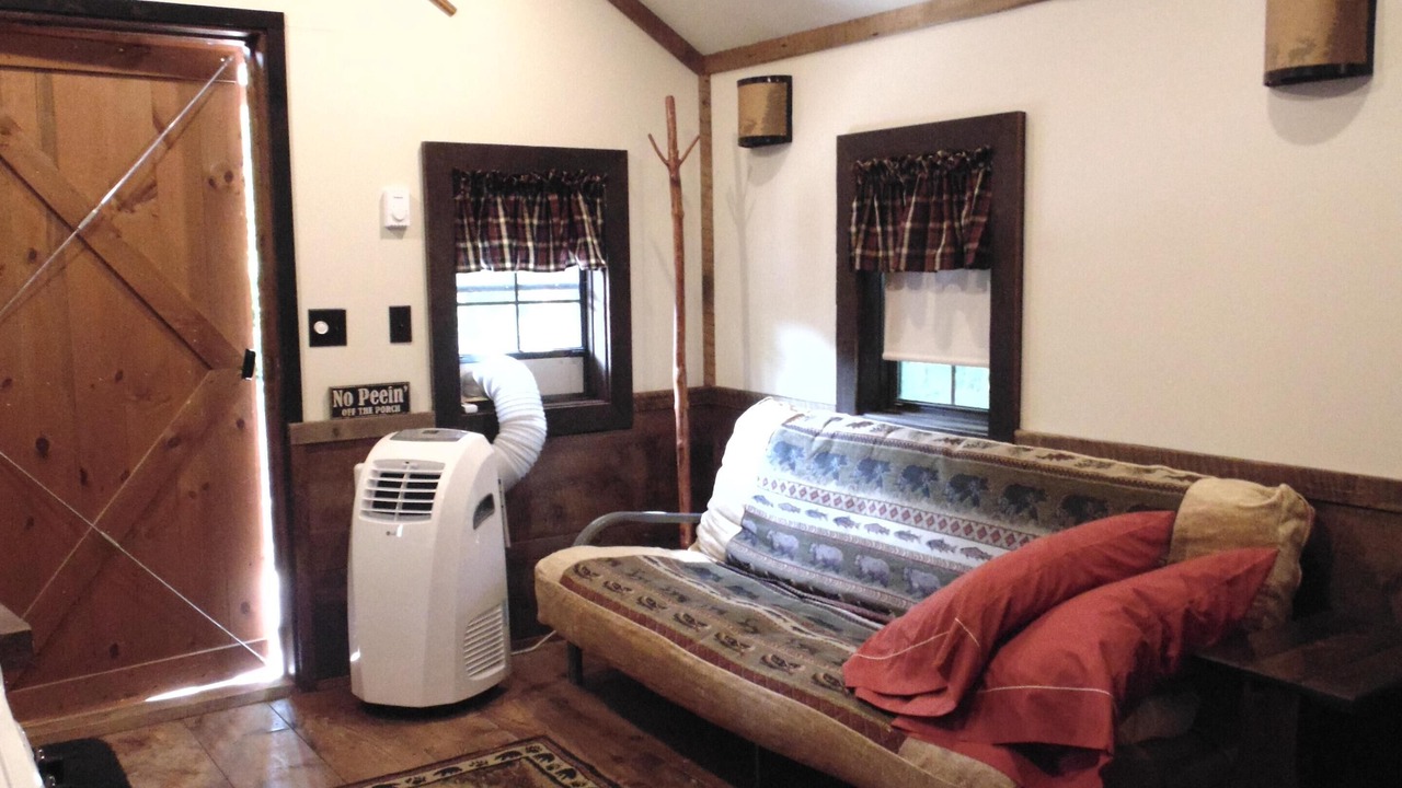 Photo of Livingroom in Warrensburg