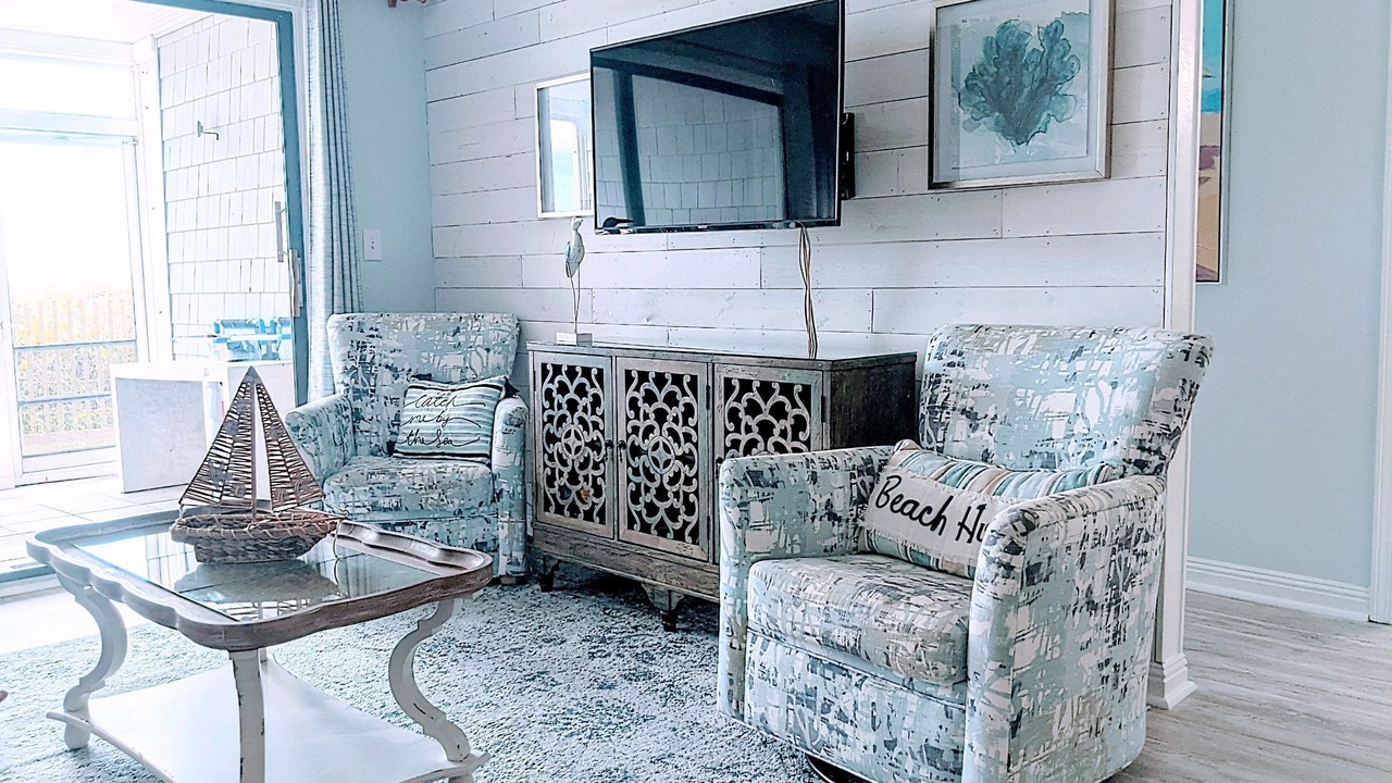 Photo of Livingroom in Ocean Drive