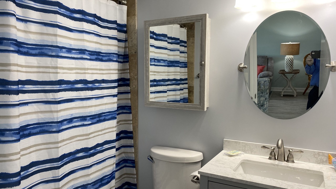 Photo of Bathroom in Ocean Drive