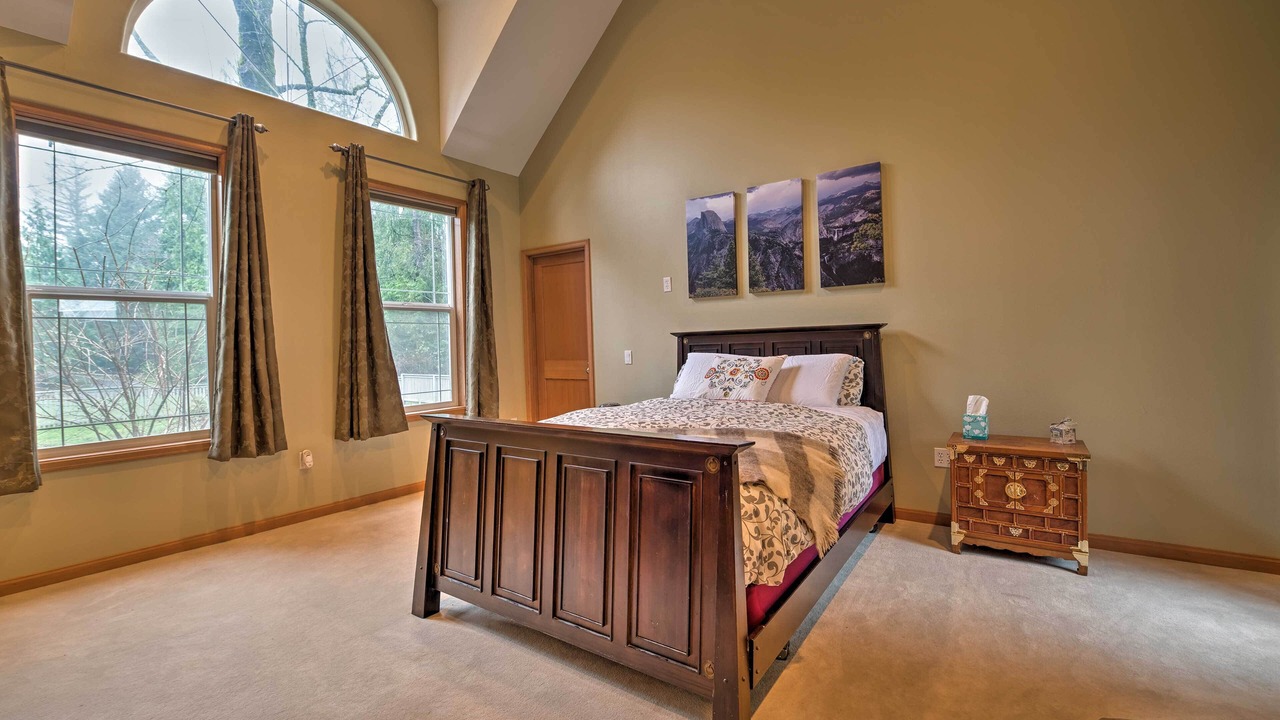 Photo of Others in Gold Bar