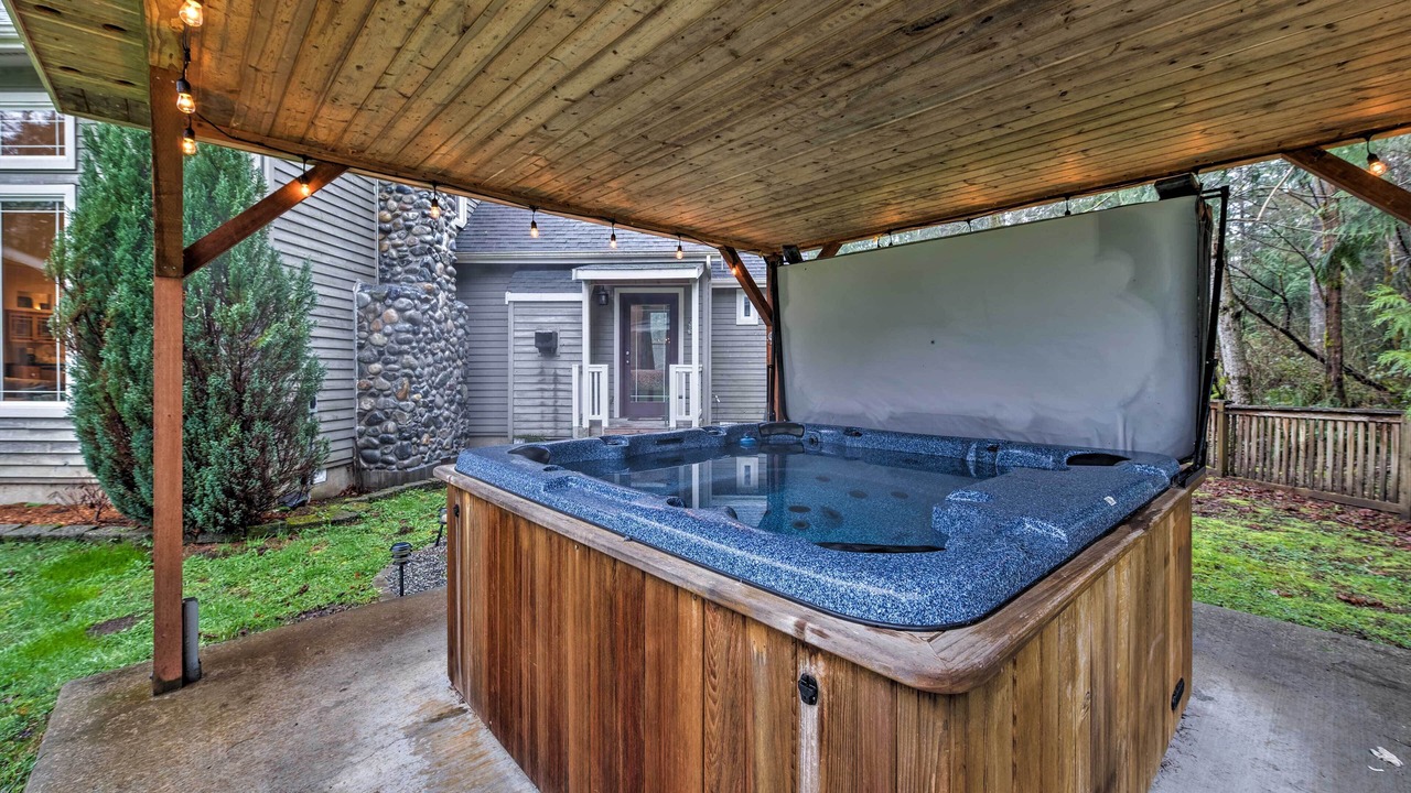 Photo of Others in Gold Bar