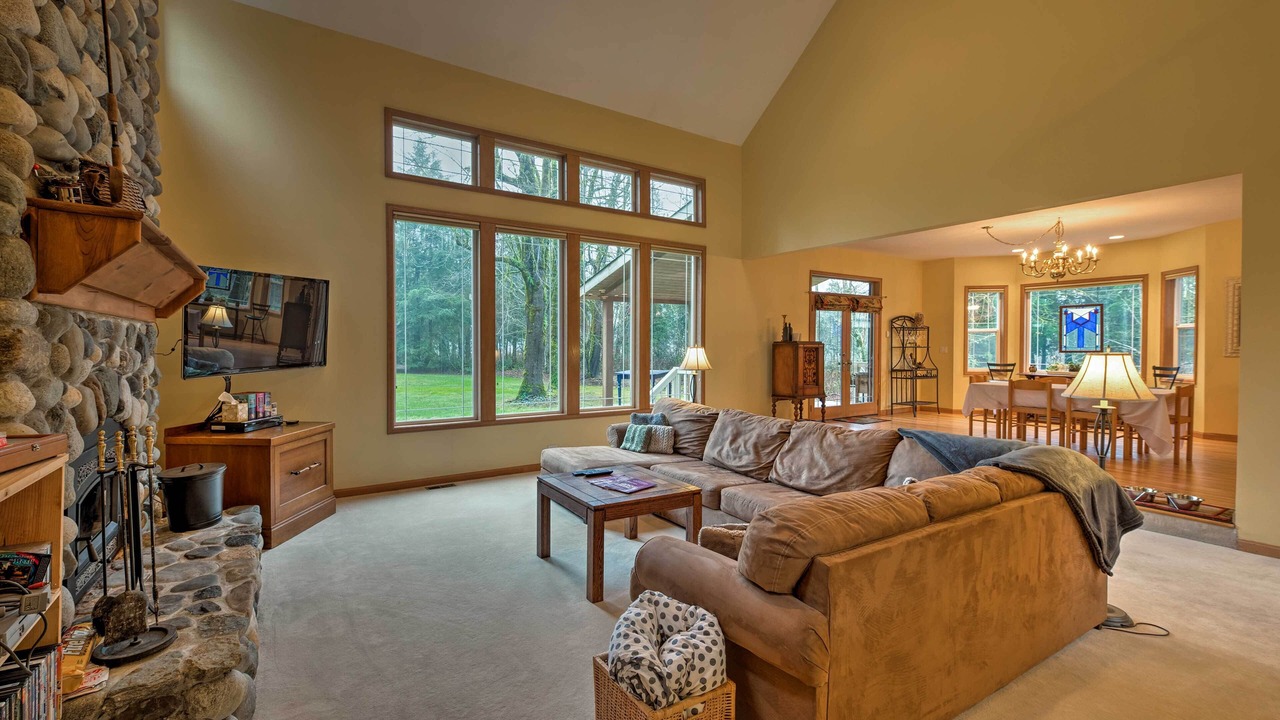 Photo of Others in Gold Bar