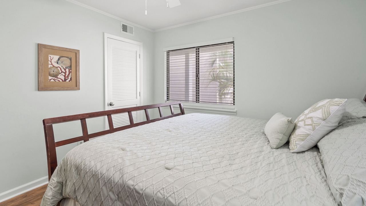 Photo of Bedroom in Cherry Grove Beach