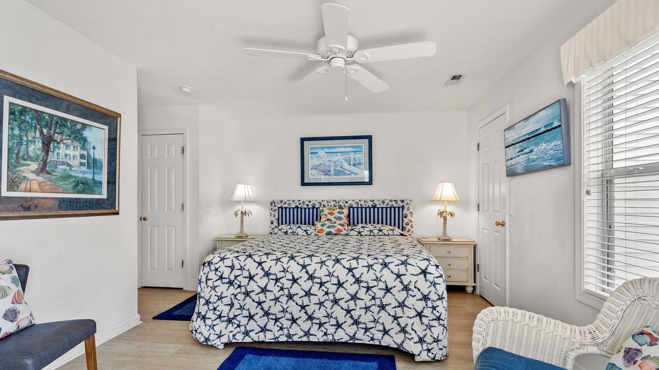 Photo of Bedroom in Cherry Grove Beach