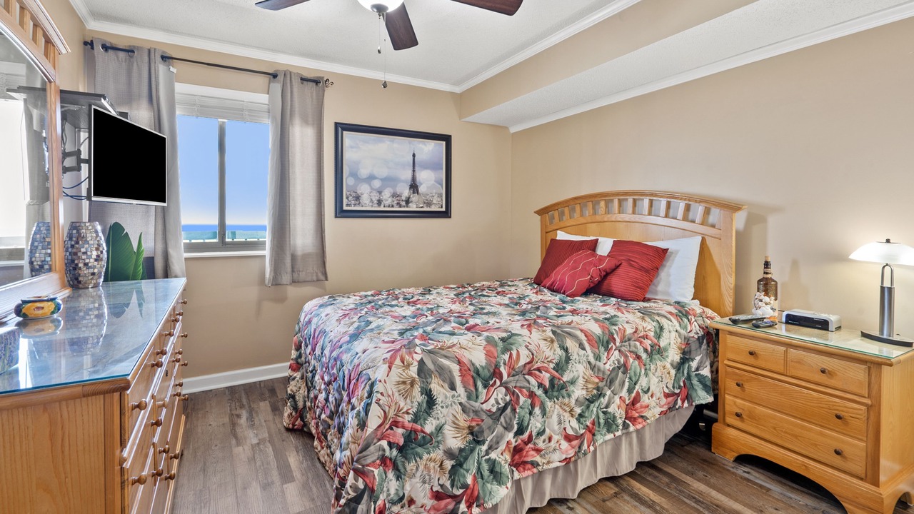 Photo of Bedroom in Ocean Drive