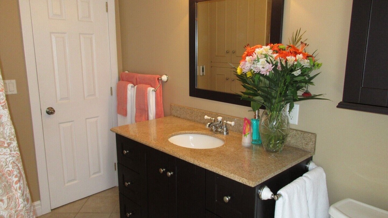 Photo of Bathroom in Oro-Medonte