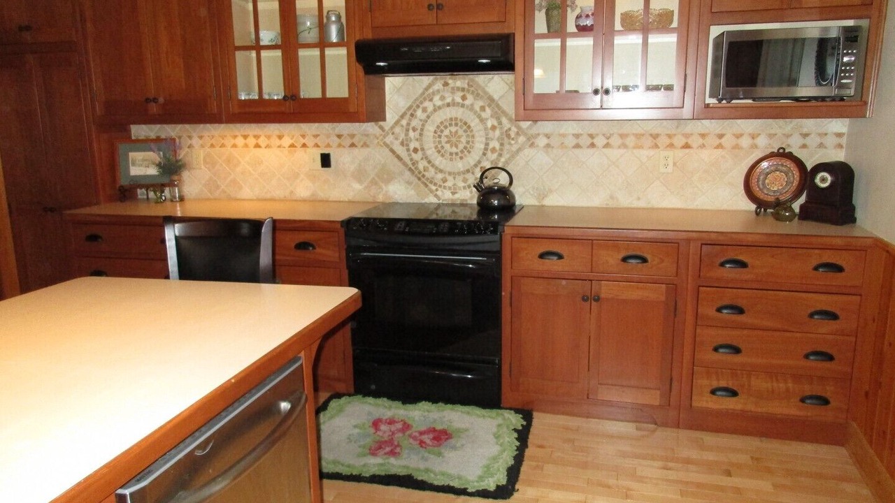 Photo of Kitchen in Oro-Medonte
