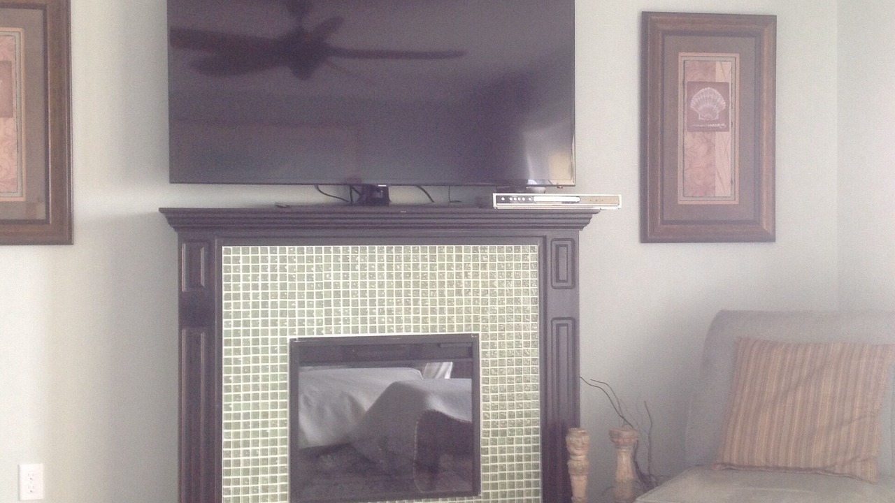 Photo of Livingroom in Innerarity Townhomes