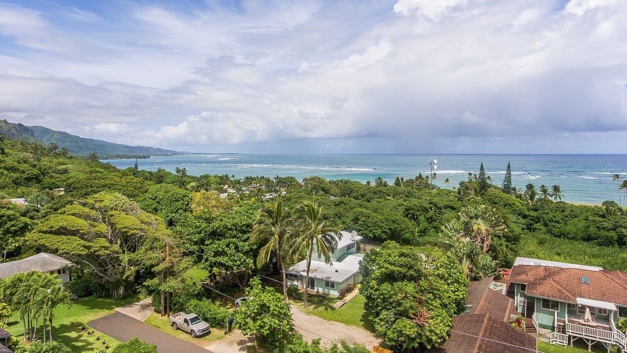 Photo of Others in Ka'a'awa