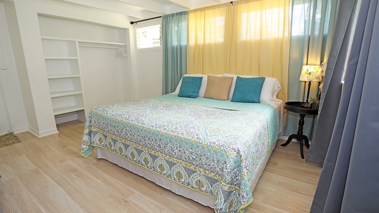 Photo of Bedroom in Ka'a'awa